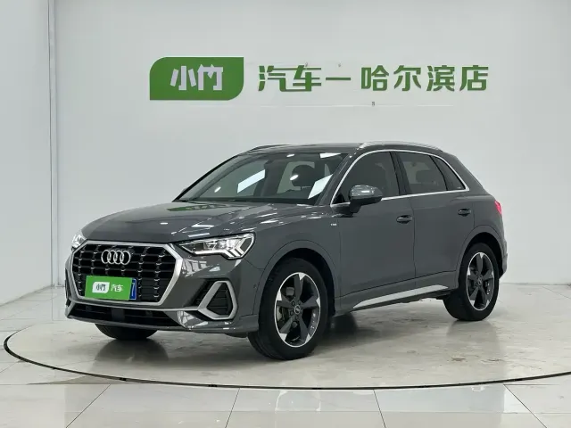 Фотография автомобиля — Audi Q3