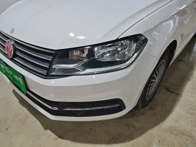 Volkswagen Santana — Фото автомобиля 23