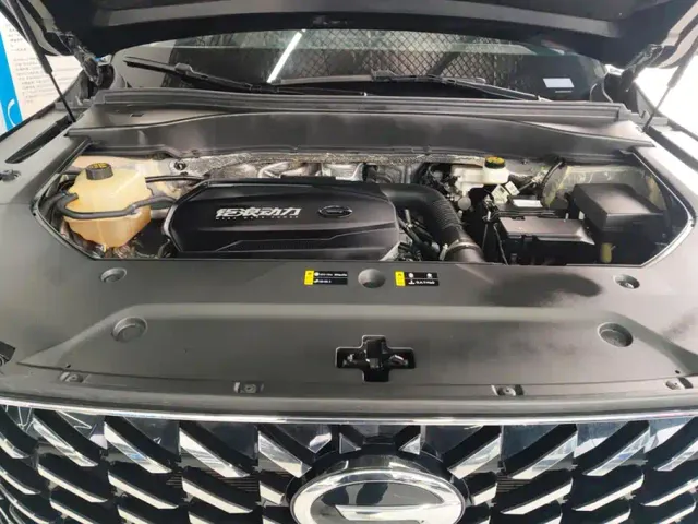GAC Trumpchi GS8 — Фото автомобиля 10