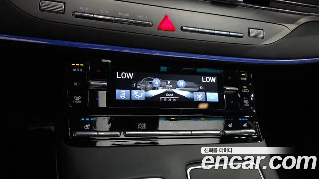 Hyundai Grandeur New — Фото автомобиля 24