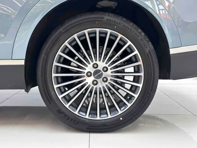 Jetour X70L — Фото автомобиля 4