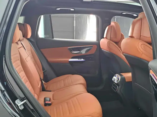 Mercedes-Benz GLC-Class — Фото автомобиля 11