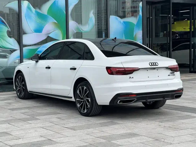 Audi A4L — Фото автомобиля 8