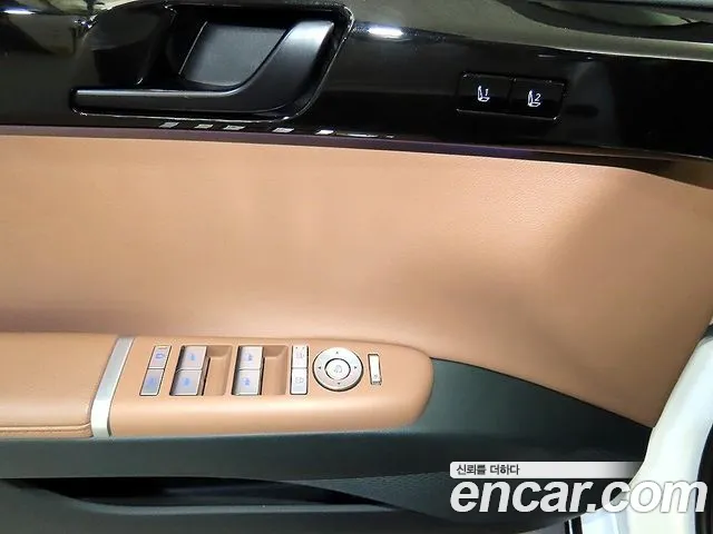 Hyundai Grandeur GN7 — Фото автомобиля 13