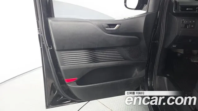 Hyundai Staria Staria Карго 3 места — Фото автомобиля 24