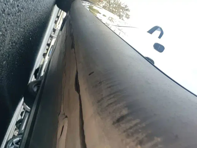 Tesla Model Y — Фото автомобиля 21
