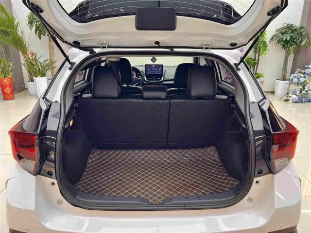Toyota YARiS L Zhi Xuan — Фото автомобиля 20