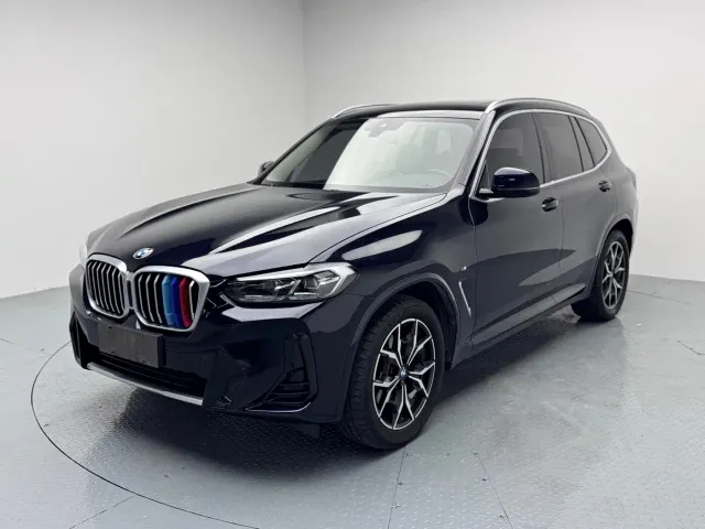 Фотография автомобиля — BMW X3