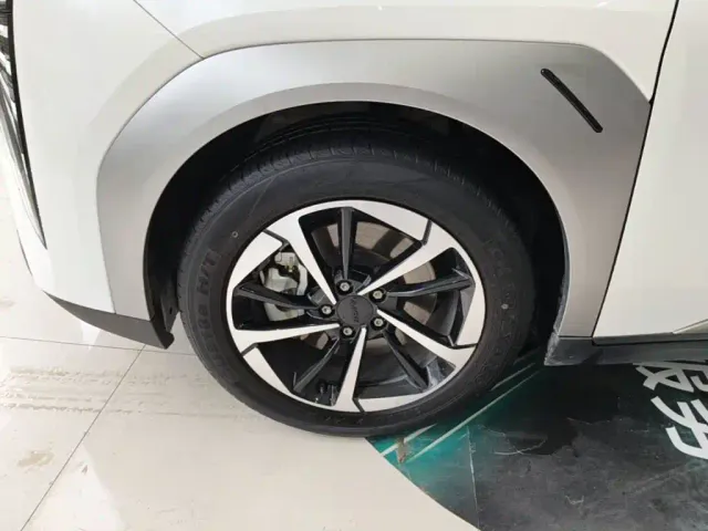 GAC Aion Y — Фото автомобиля 22