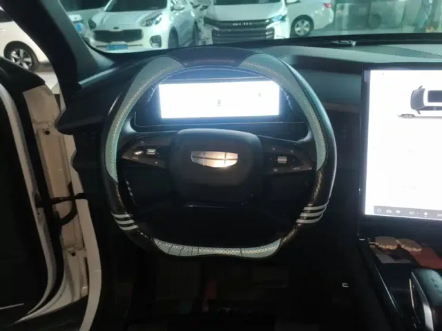 Geely Boyue — Фото автомобиля 10