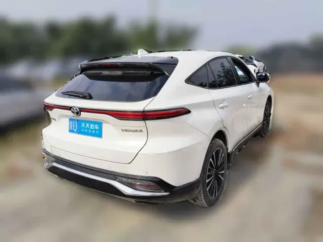 Toyota Venza — Фото автомобиля 2