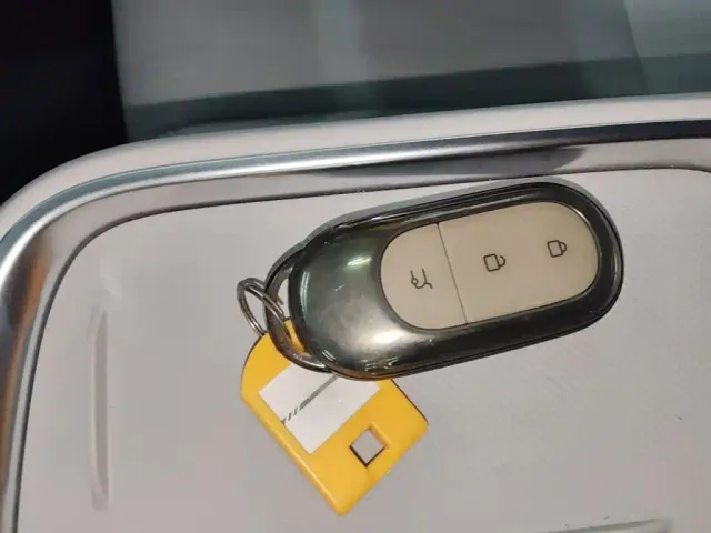 Leapmotor B10 — Фото автомобиля 8