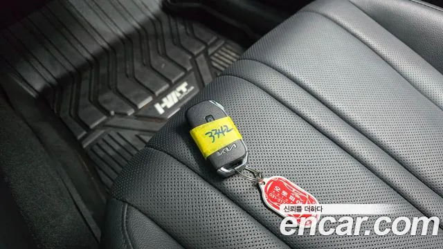 Kia K8 Hybrid — Фото автомобиля 21