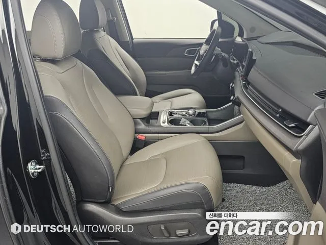 Kia Carnival — Фото автомобиля 10