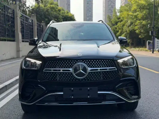 Mercedes-Benz GLE-Class — Фото автомобиля 2