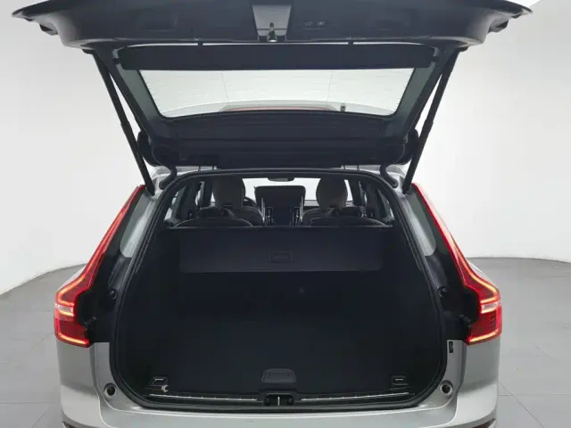 Volvo Volvo XC60 2022 B5 AWD Inscription — Фото автомобиля 16