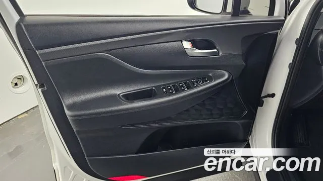 Hyundai Santa Fe — Фото автомобиля 13