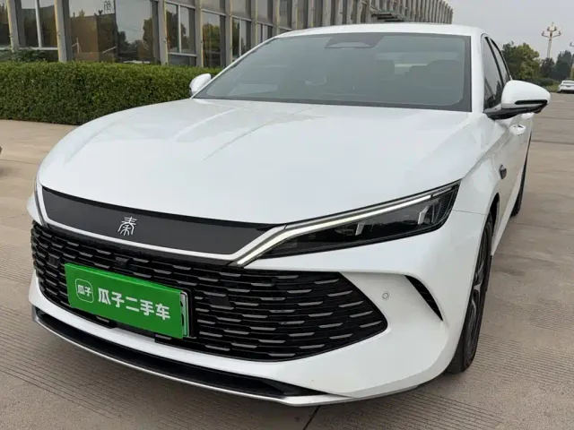 Фотография автомобиля — BYD Qin L