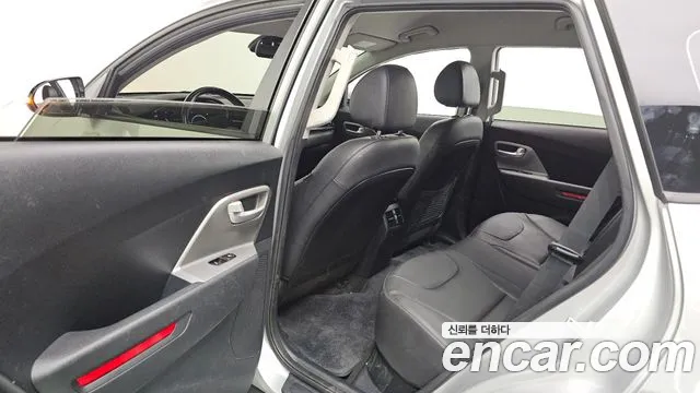 Kia Niro Niro Plus Air — Фото автомобиля 25