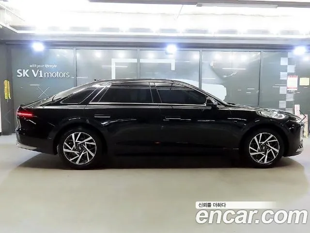 Hyundai Grandeur GN7 — Фото автомобиля 3