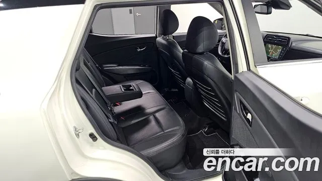 KG_Mobility_Ssangyong TIBOLI Very New Tivoli Бензин 1.5 2WD — Фото автомобиля 11