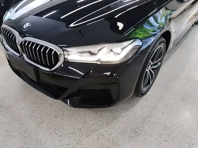 BMW 5 Series — Фото автомобиля 17