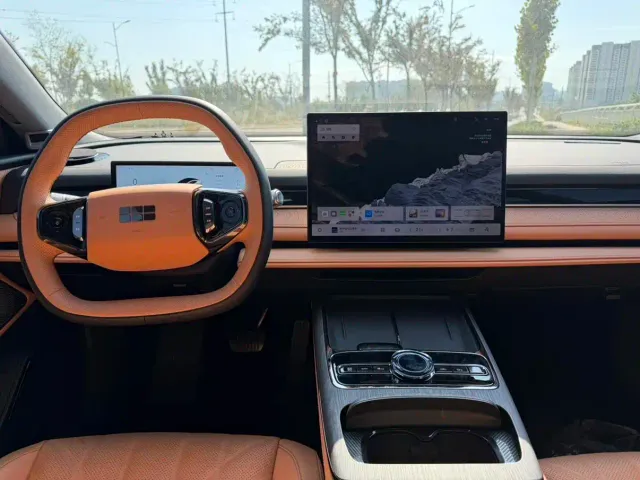 Geely Galaxy Xingyao 8 — Фото автомобиля 4