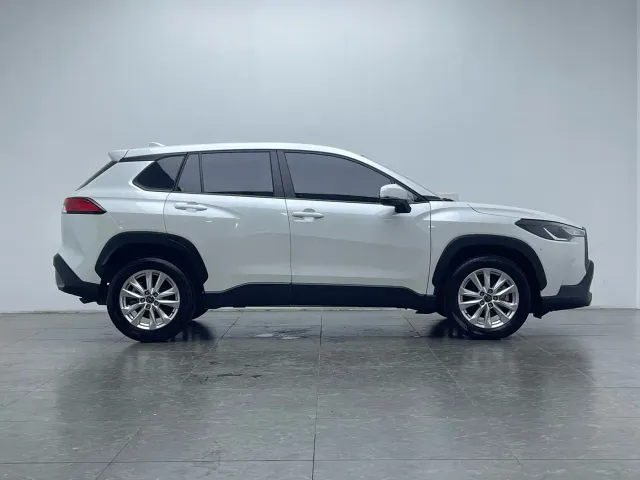 Toyota Corolla Cross — Фото автомобиля 7