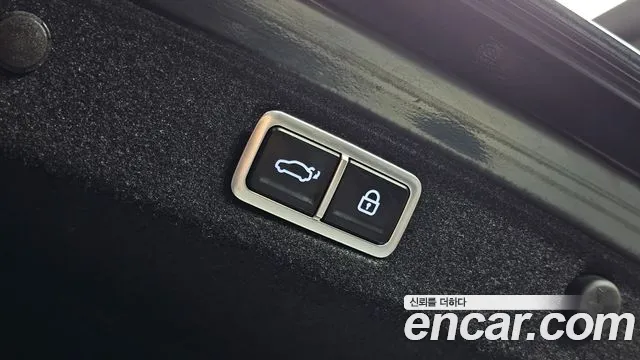 Hyundai Grandeur GN7 — Фото автомобиля 19