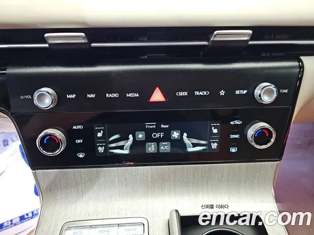 Genesis G80 RG3 — Фото автомобиля 15