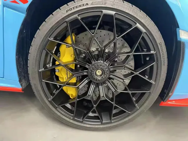 Lamborghini Huracan — Фото автомобиля 7