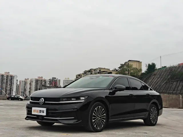 Фотография автомобиля — Volkswagen Magotan