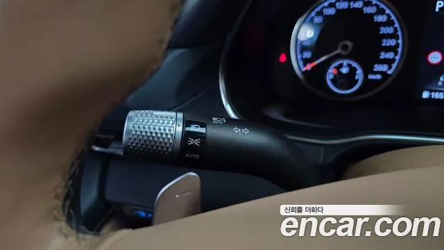 Genesis GV80 — Фото автомобиля 28