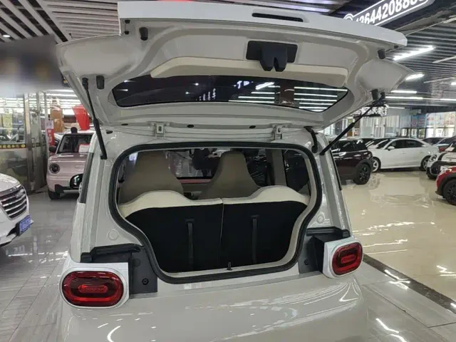 Wuling Hongguang Mini EV — Фото автомобиля 18