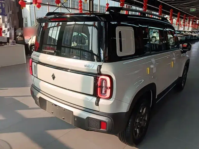 Baojun Yep Plus — Фото автомобиля 6