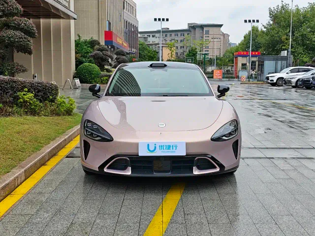 Xiaomi SU7 — Фото автомобиля 2