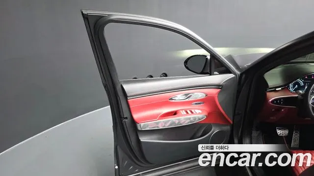 Genesis GV70 3.5T Бензин AWD — Фото автомобиля 20