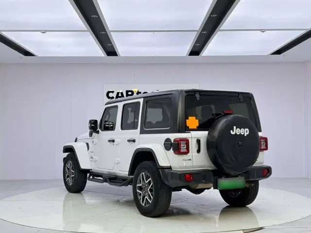 Jeep Wrangler 4xe — Фото автомобиля 3
