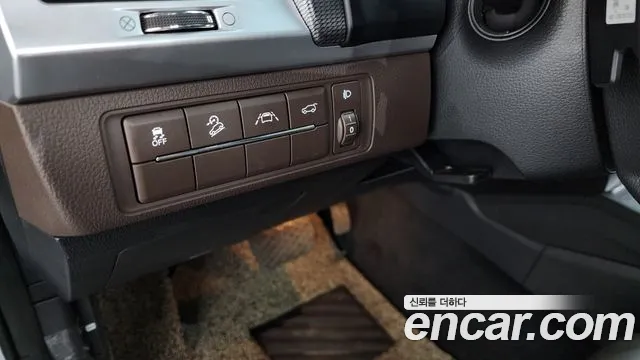 KG_Mobility_Ssangyong Rexton All Rexton Дизель 2.2 4WD — Фото автомобиля 18