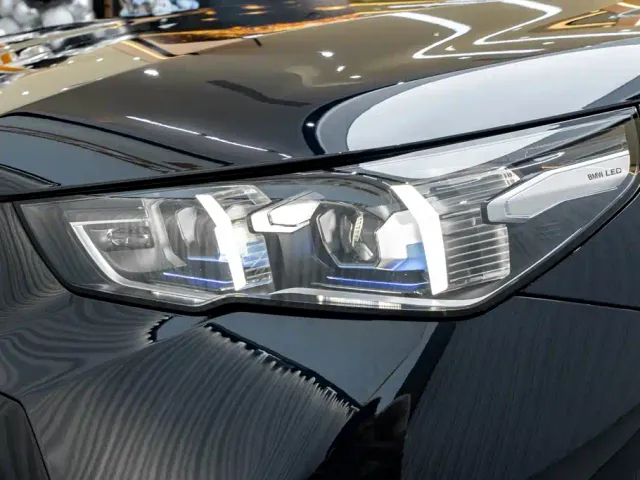BMW 5 Series — Фото автомобиля 8