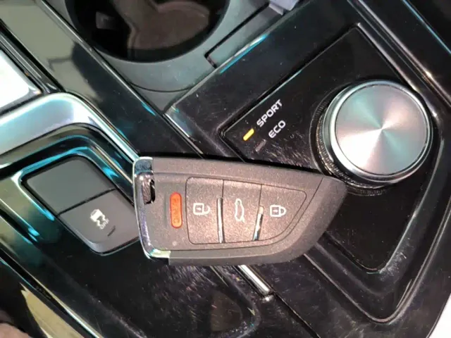 Geely Borui — Фото автомобиля 8