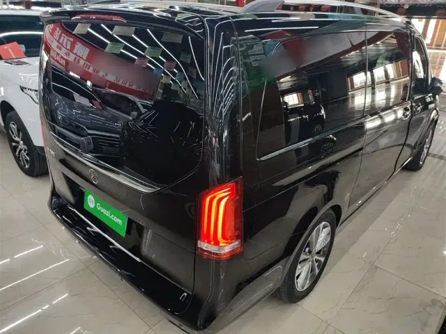 Mercedes-Benz V-Class — Фото автомобиля 5