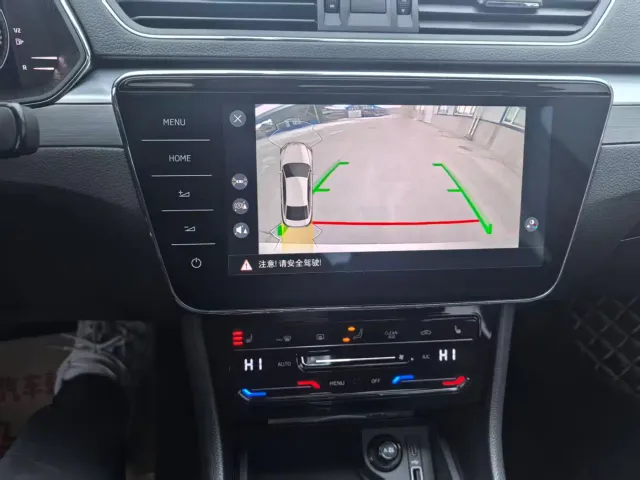 Skoda Superb — Фото автомобиля 13