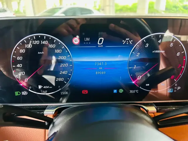 Mercedes-Benz S-Class — Фото автомобиля 21