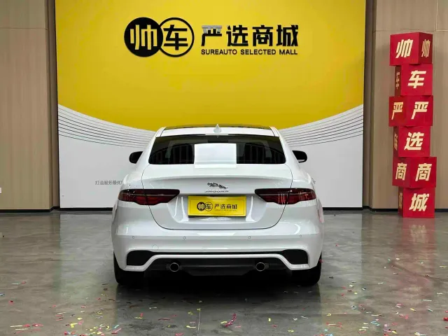 Jaguar XEL — Фото автомобиля 6