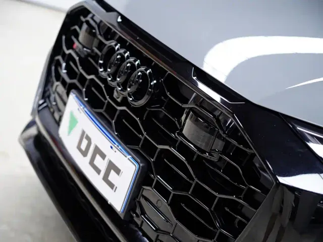 Audi RS Q8 — Фото автомобиля 18