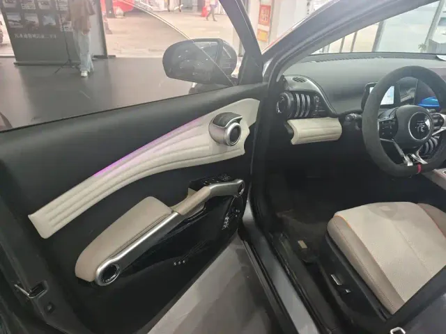 BYD Yuan PLUS — Фото автомобиля 15