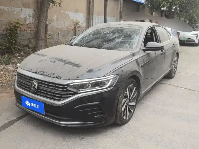 Фотография автомобиля — Volkswagen Passat
