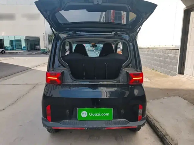 Wuling Hongguang Mini EV — Фото автомобиля 18