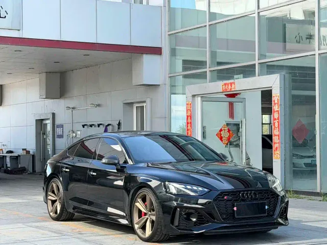 Audi RS 5 — Фото автомобиля 3
